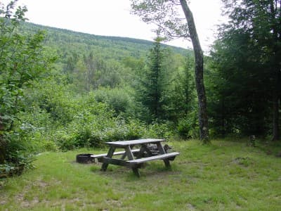Pleasant River (Campsite #7) Hermitage campsite in KI Jo-Mary